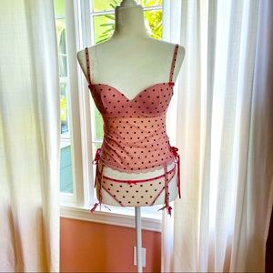 Victorias Secret corset and pantry set with garters. 32 B